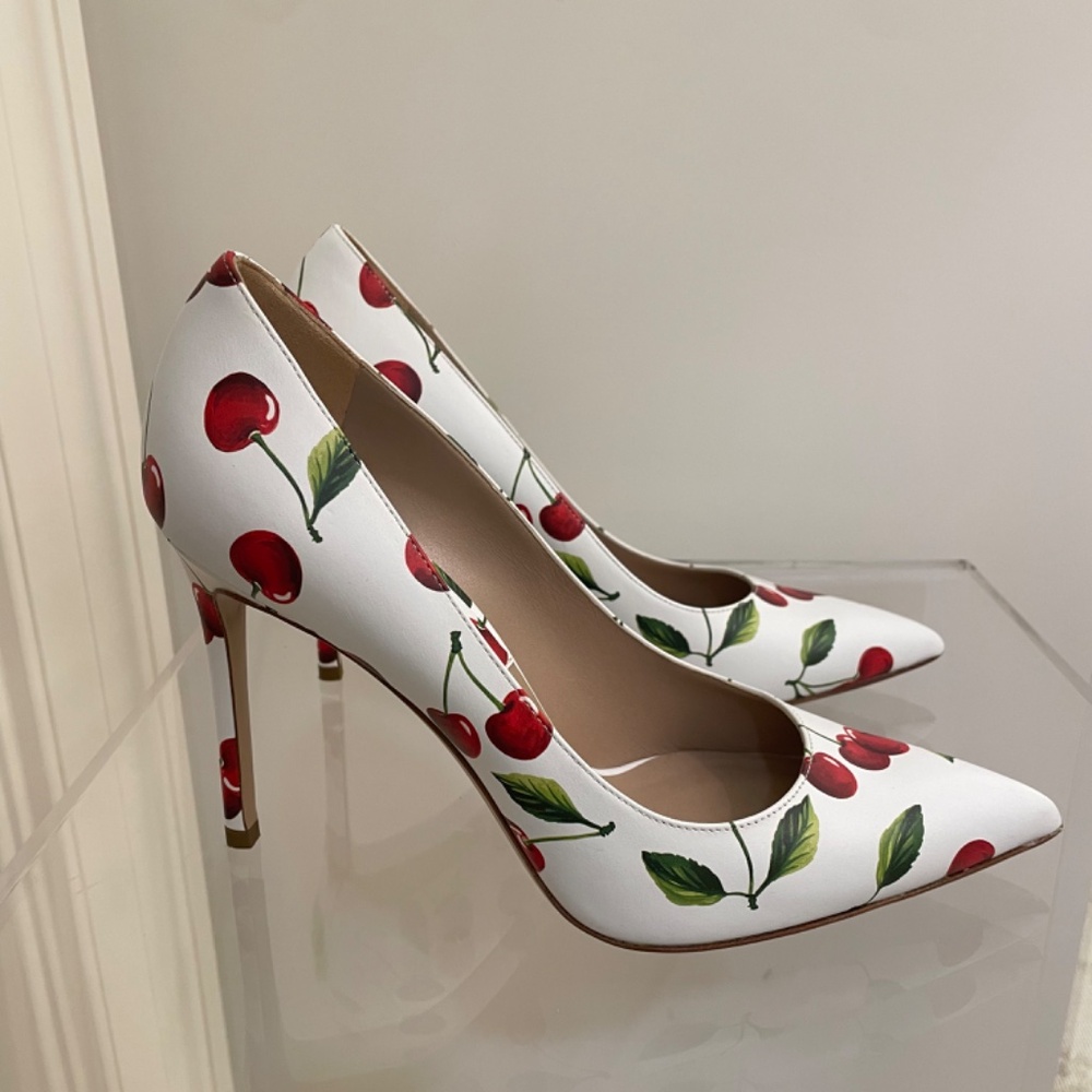 Michael Kors Collection Heels/Pumps/Stiletto 8.5 White Cherry print